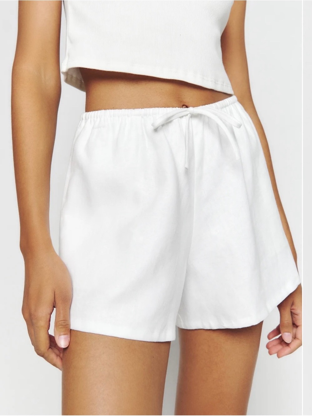 Reformation White 100% Linen Drawstring “Zoe” Shorts XS